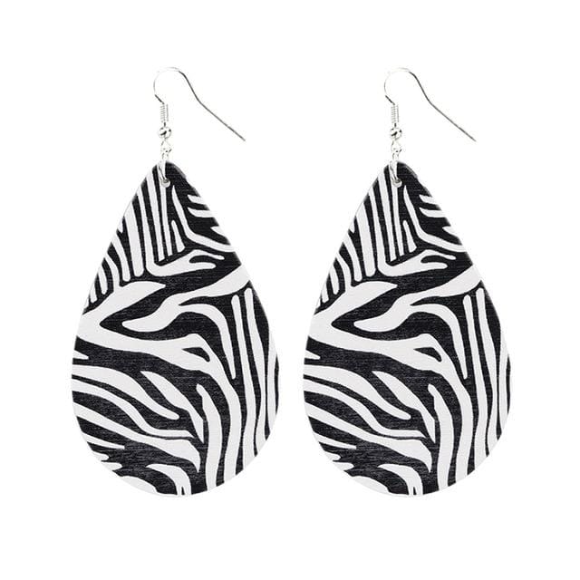 boucle doreille africaine zebre blanc boucle d'oreille africaine animaux · boucle d'oreille africaine . Ll➤ découvrez la boucle d'oreille africaine zèbre blanc - boutique n°1 pour le style africain en france ! ✓ livraison offerte et promos exceptionnelles !. Parcourez notre sélection de boucles d oreille zebre : vous y trouverez les meilleures pièces uniques ou personnalisées de nos boutiques. Boucles d'oreilles pendantes motif zèbre et léopard pour femme. Boucles d'oreilles de demoiselle d'honneur, élégantes en perles de 8mm avec crochet d'oreille cubique à pointe, cadeau de demoiselle. Boucles d'oreilles capsules de champagne fourrure zèbre perles balnc noir white black pearls earrings zebra savane africa afrique peau bijoux jewelries fait-. Côtés imprimés: double face ( impression de haute qualité ) montant: 1 paire ( 2 boucles d'oreilles )taille: 8 cm (3,2 pouces)ces magnifiques boucles. Les boucles d'oreille sont légères, aériennes et très agréables à porter.  les plis des boucles d'oreille sont protégés avec plusieurs couches de vernis à. Boucles d'oreille argente perle zebre tigre brun noir camouflage savane afrique - eur 7,50. Boucles d'oreilles, gouttes, cabochon * zèbre * animal, pelage, noir, blanc, tendance, pendantes, femme.  boucles d'oreilles pendantes zèbre bijou tendance. Tags; ‪ ‎ethnique‬; ‎ pagne‪; 229; accessoire cheveux; accessoire en wax; accessoire soirée; accessoire wax; afon gandji a; ‎africa‬; africa; africain . Vite ! découvrez nos réductions sur l'offre boucles d'oreilles sur cdiscount.  livraison rapide, economies garanties et stock permanent !. Boucles d'oreilles dorées maxi gouttes jaspe zébré gris pierre naturelle .  pierre naturelle grises en jaspe zèbre en forme de goutte serties de doré. Achat afrique blanche afrique noire pas cher ⛄ neuf et occasion ✌ promos et .  coque samsung galaxy a03s silicone zebre noir et blanc cheval telephone. . Vetements africains en France