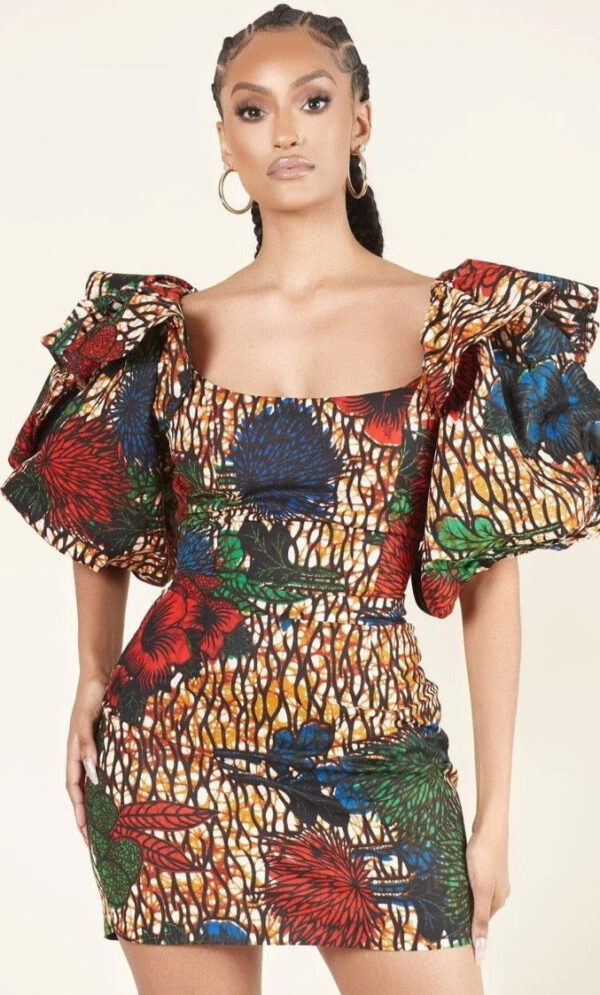 robe africaine moulante. Monde Africain boutique en ligne de mode africaine.
